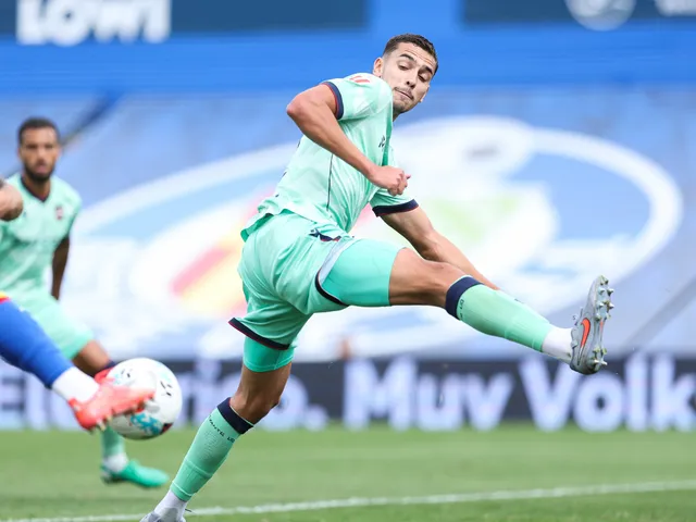 Real Oviedo vs Levante – Noticias y Probables Alineaciones