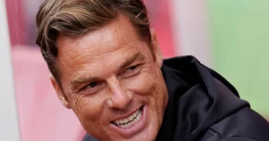 Burnley
vs
Palacio de Cristal – Noticias y Probables Alineaciones