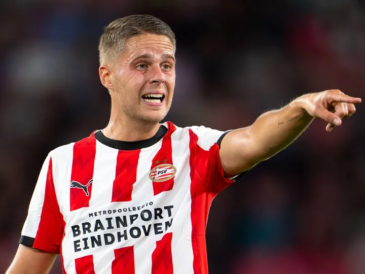 PSV
vs
Feyenoord – Noticias y Probables Alineaciones