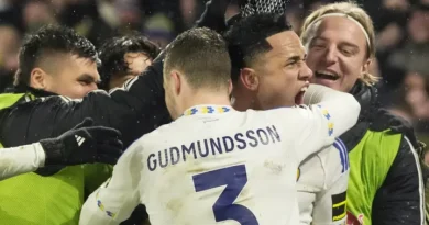 Leeds
vs
Burnley – Noticias y Probables Alineaciones