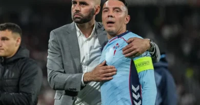 Rewrite
Celta Vigo
vs
Freiburg – Noticias y probables alineaciones to Spanish: translate all country names to Spanish and adapt team/club names to their standard Spanish exonyms when widely used (e.g., Bayern Munich→Bayern de Múnich, Inter Milan→Inter de Milán); otherwise keep official club names; preserve original casing; output only the transformed title.