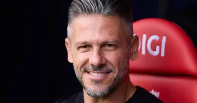 Rewrite
Mallorca
vs
Valencia – Noticias y probables alineaciones to Spanish: translate all country names to Spanish and adapt team/club names to their standard Spanish exonyms when widely used (e.g., Bayern Munich→Bayern de Múnich, Inter Milan→Inter de Milán); otherwise keep official club names; preserve original casing; output only the transformed title.