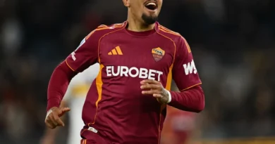 Rewrite
Roma
vs
Atalanta – Noticias y probables alineaciones to Spanish: translate all country names to Spanish and adapt team/club names to their standard Spanish exonyms when widely used (e.g., Bayern Munich→Bayern de Múnich, Inter Milan→Inter de Milán); otherwise keep official club names; preserve original casing; output only the transformed title.