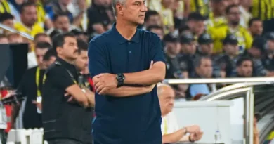 Rewrite
Gornik
vs
Fenerbahce – Noticias y probables alineaciones to Spanish: translate all country names to Spanish and adapt team/club names to their standard Spanish exonyms when widely used (e.g., Bayern Munich→Bayern de Múnich, Inter Milan→Inter de Milán); otherwise keep official club names; preserve original casing; output only the transformed title.